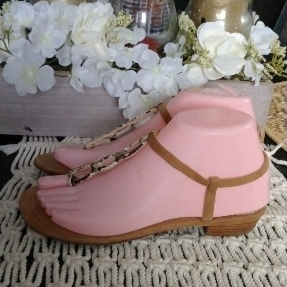 OSCAR BY OSCAR DE LA RENTA SANDALS - Picture 4 of 10